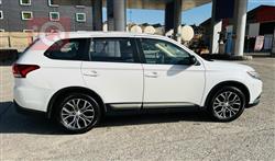 ميتسوبيشي اوتلاندر